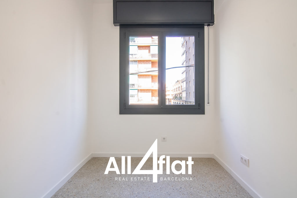 C/ Avnd Madrid - Ref: 003694
