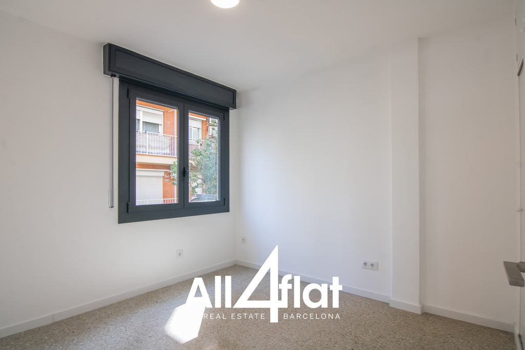 C/ Avnd Madrid - Ref: 003694