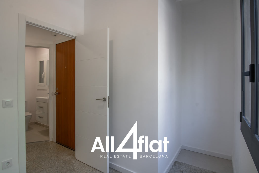 C/ Avnd Madrid - Ref: 003694