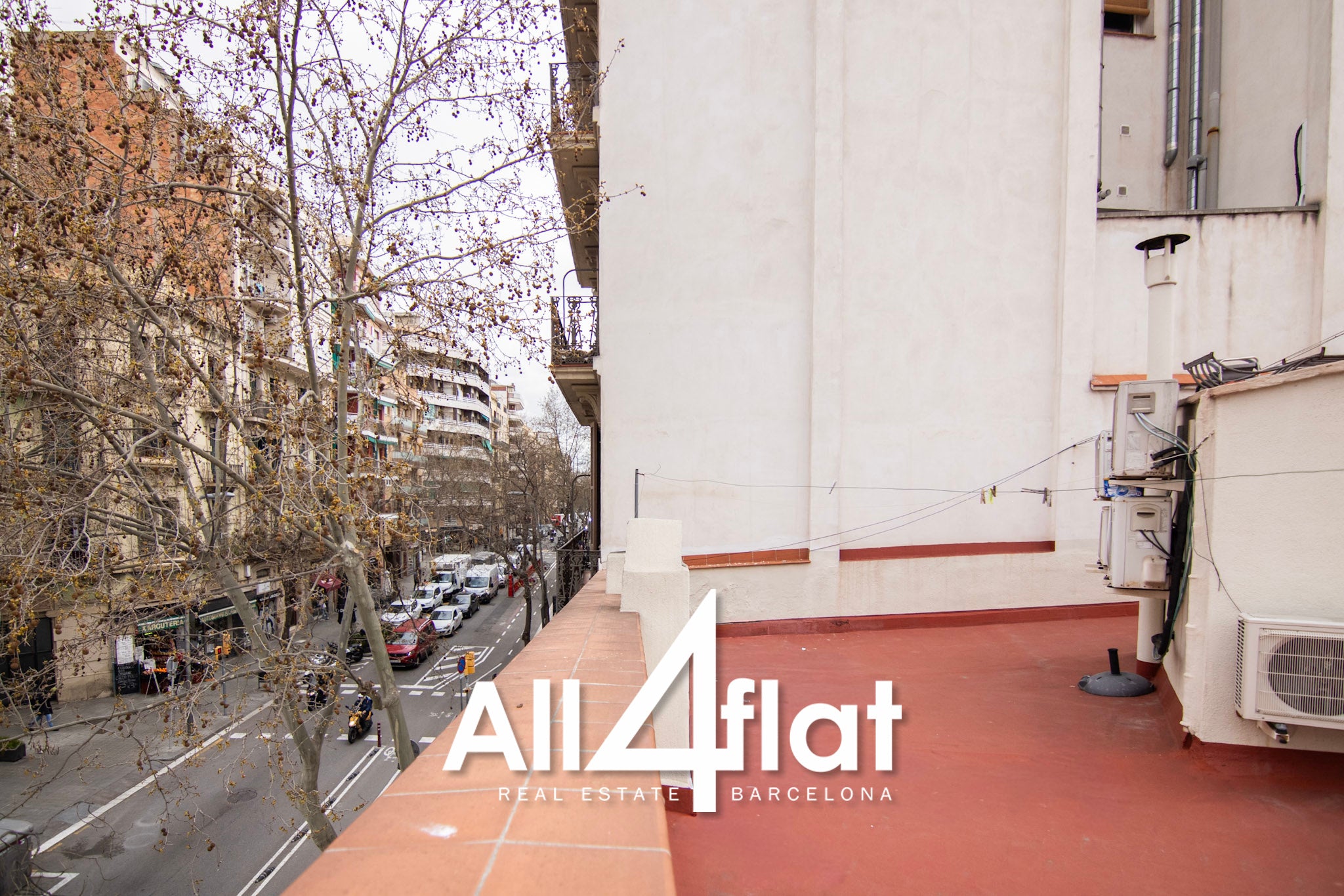 C/ Creu Coberta - Ref: 003648