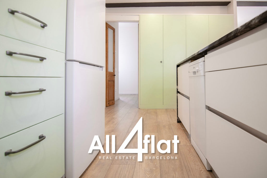 C/ Creu Coberta - Ref: 003648