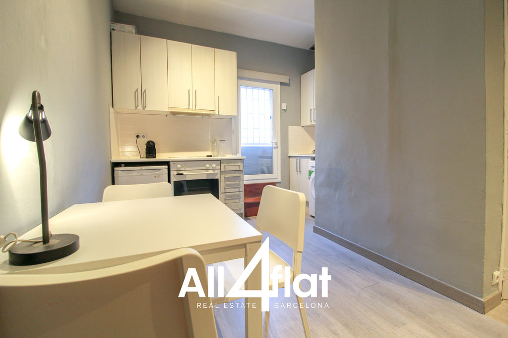 C/ Mallorca - Ref: 001301L