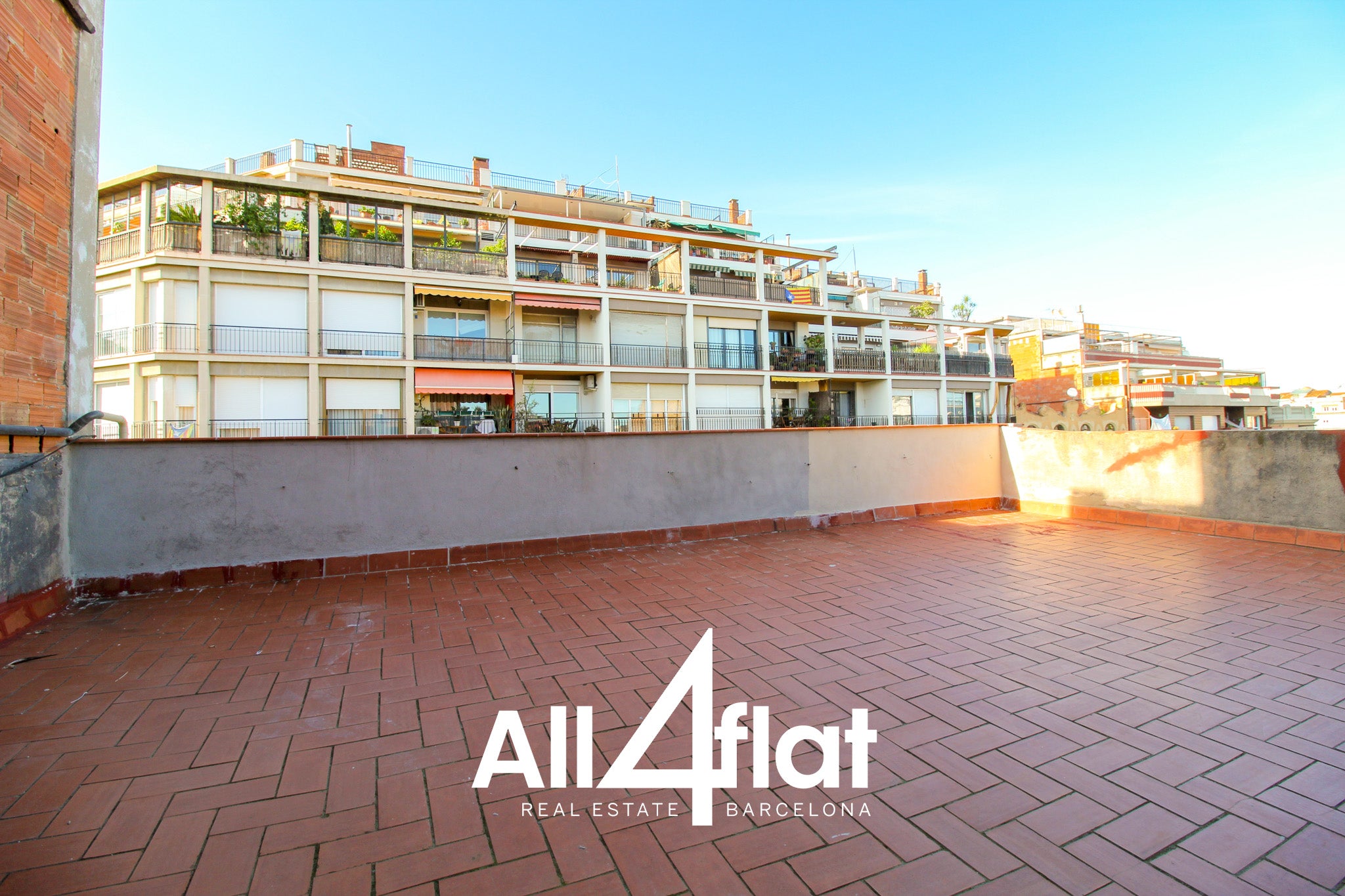 C/ Mallorca - Ref: 001301L