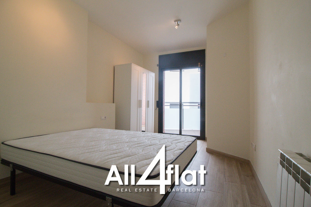 C/ Mare de Déu de Port - Réf : 002316