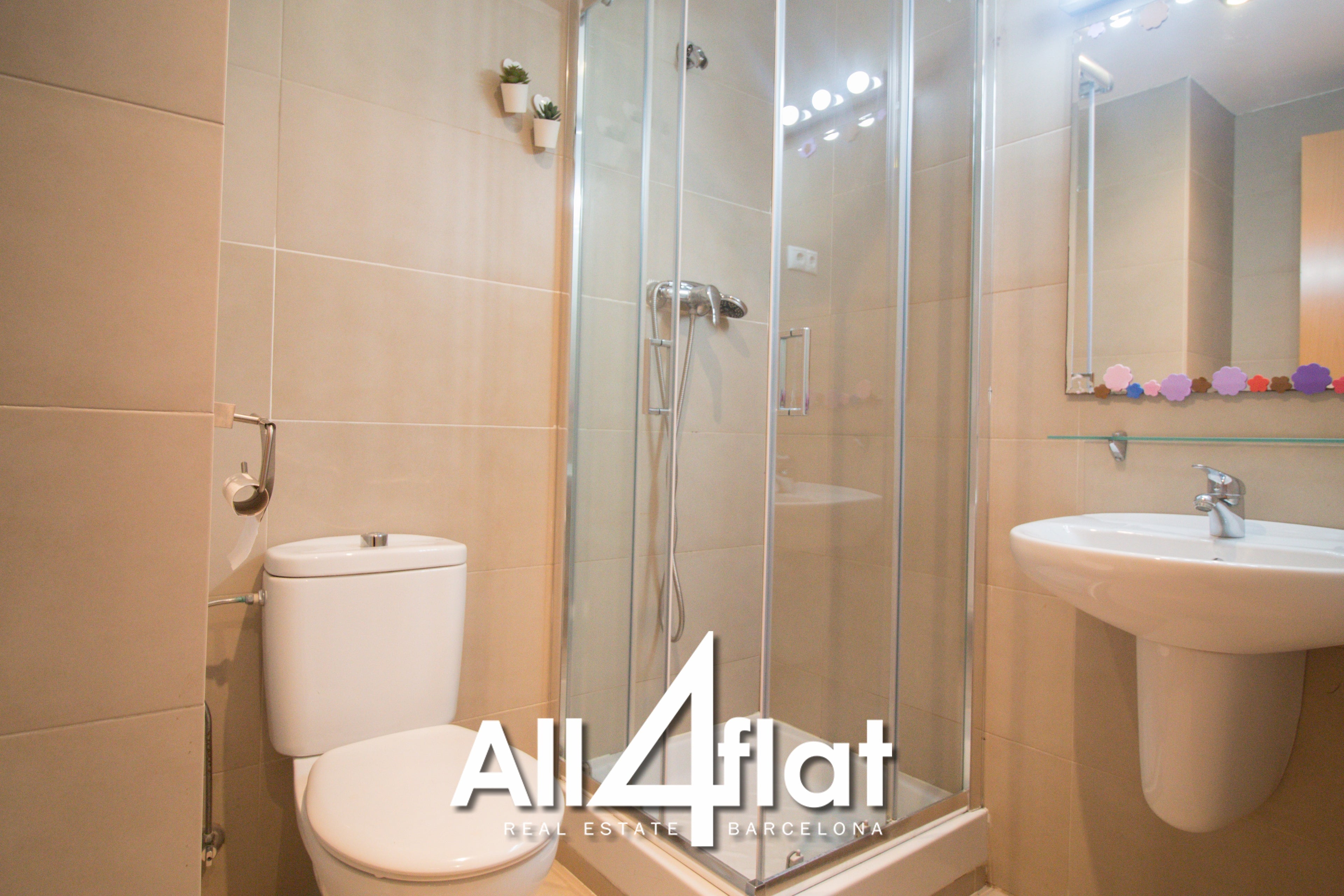 C/ Mare de Déu de Port - Réf : 002316