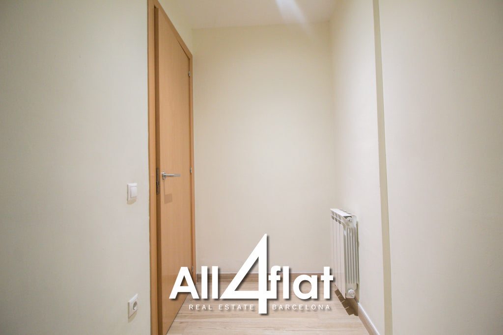 C/ Mare de Déu de Port - Réf : 002316