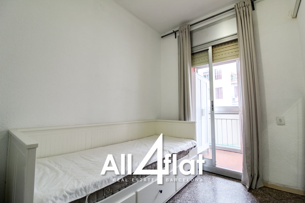 Valencia St. - Ref: 000987M