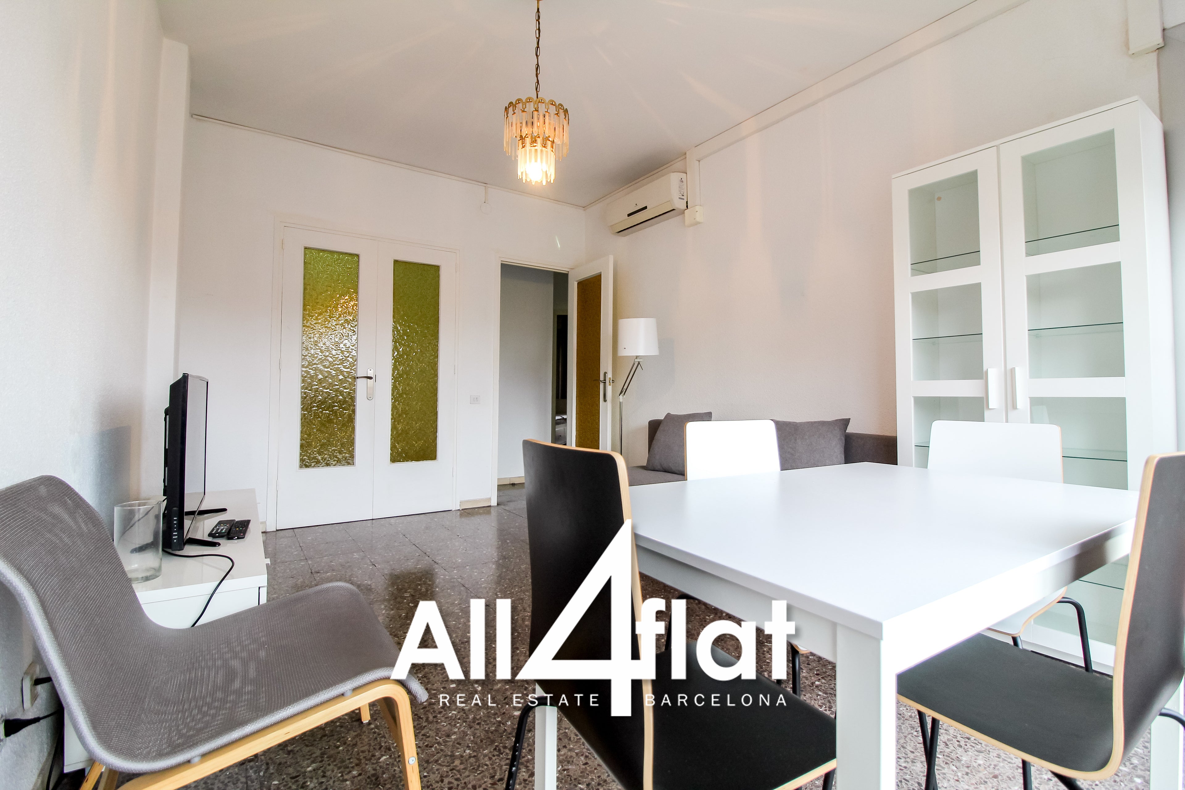Valencia St. - Ref: 000987M