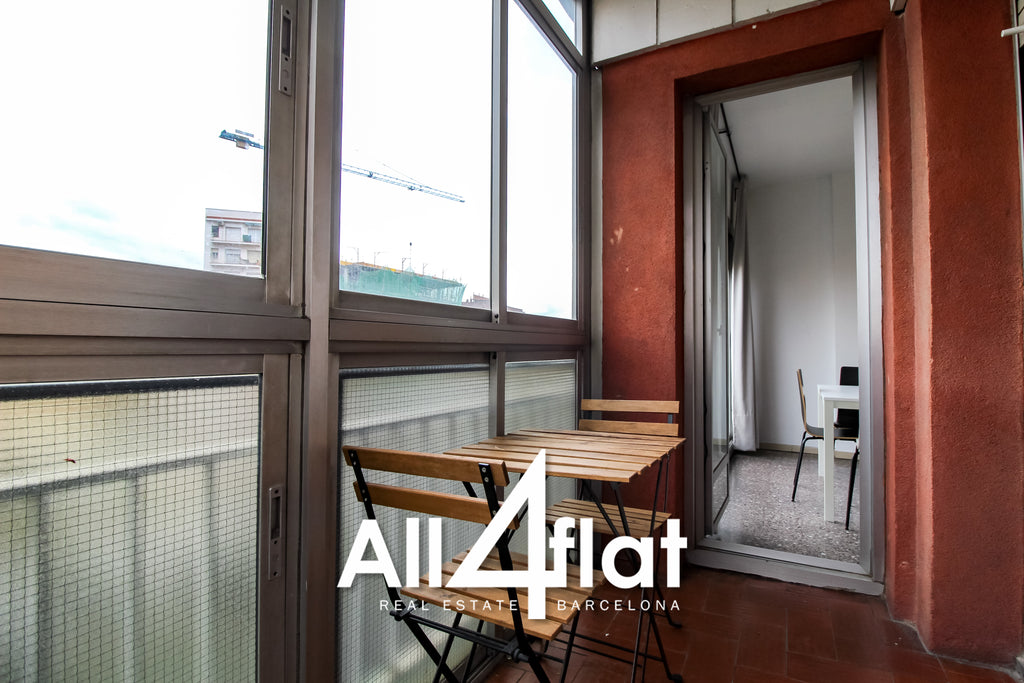 Valencia St. - Ref: 000987M