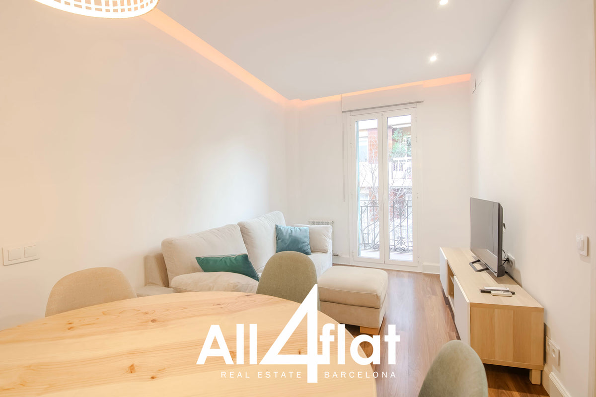 Rogent St. - Ref: 003128A