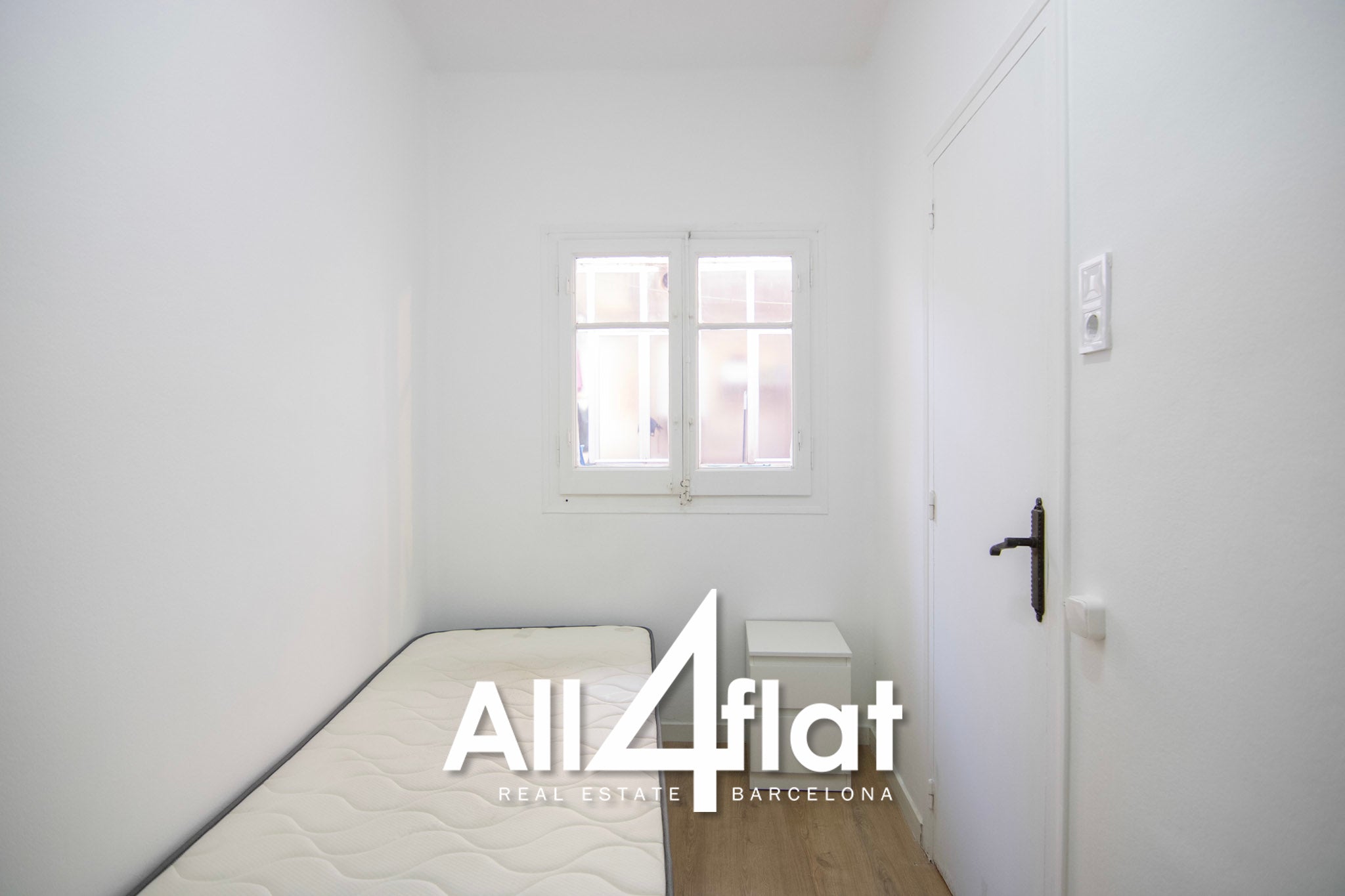 Rubidi St. - Ref: 002843G