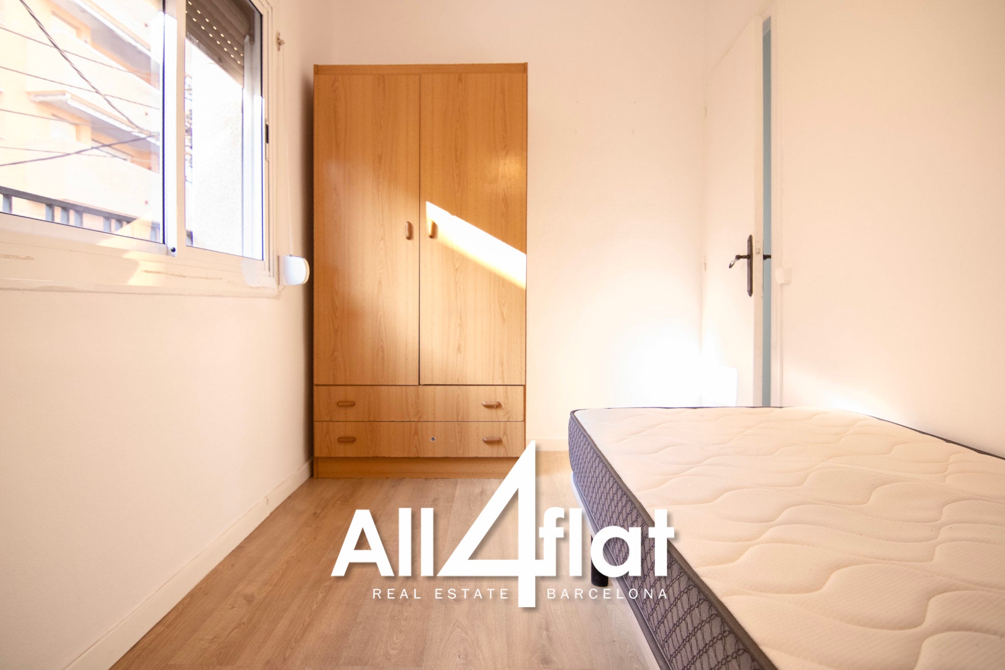 Rubidi St. - Ref: 002843G