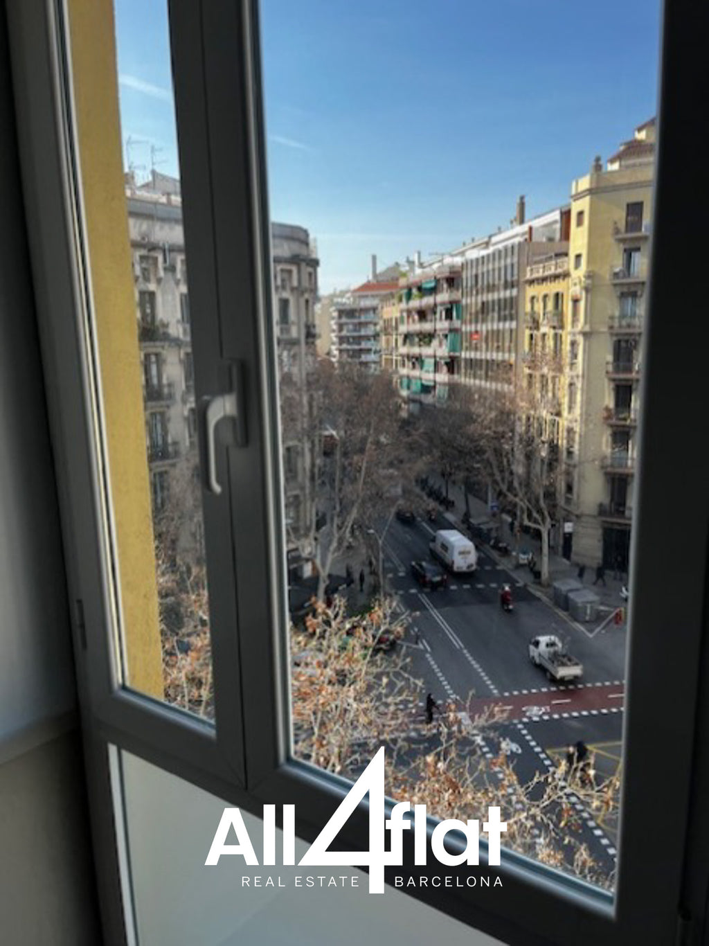 C/ Comte D'urgell - Ref: 003709