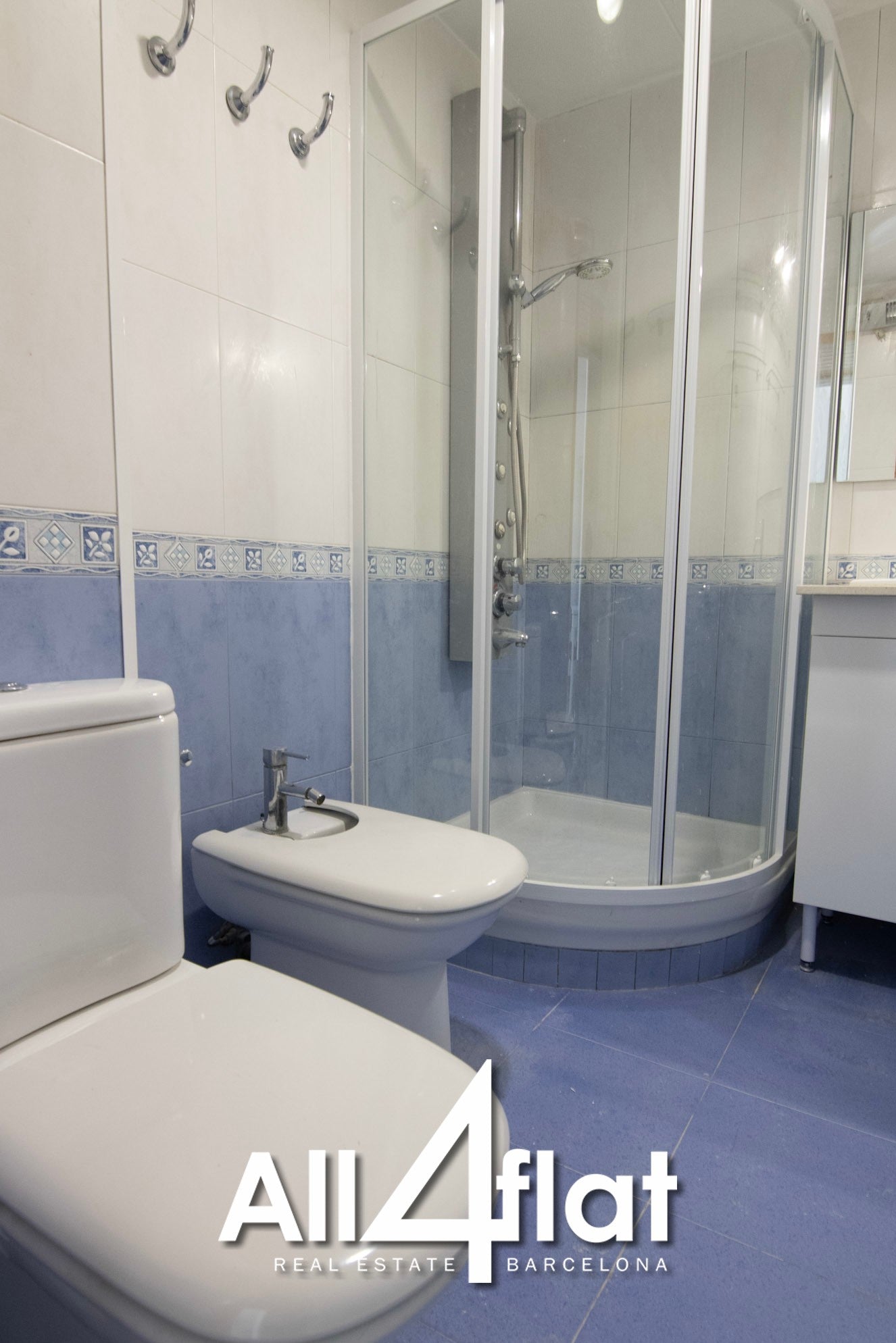 C/ Gran Vía Les Corts Catalanes - Réf: 002909