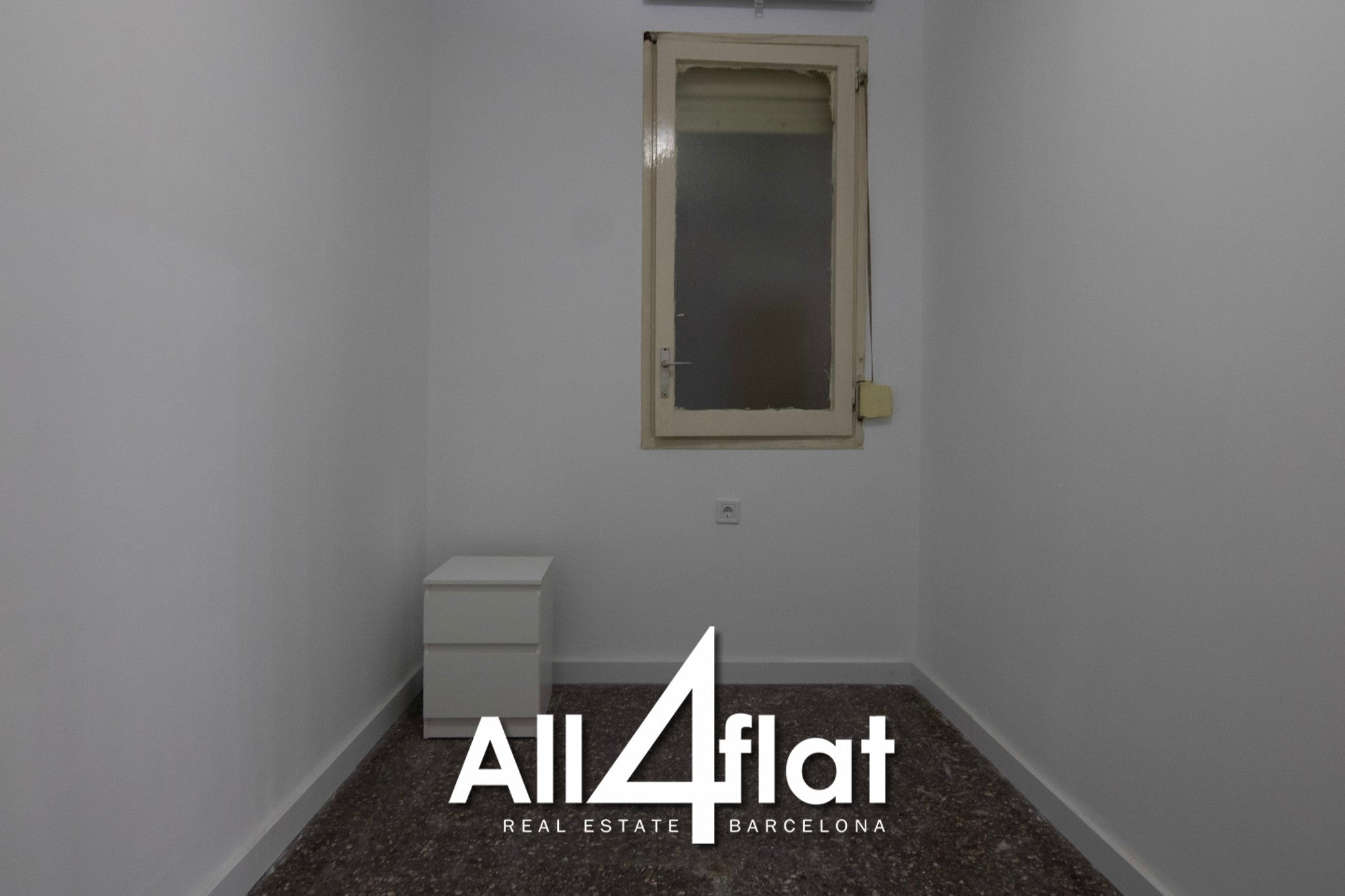 C/ Gran Vía Les Corts Catalanes - Réf: 002909