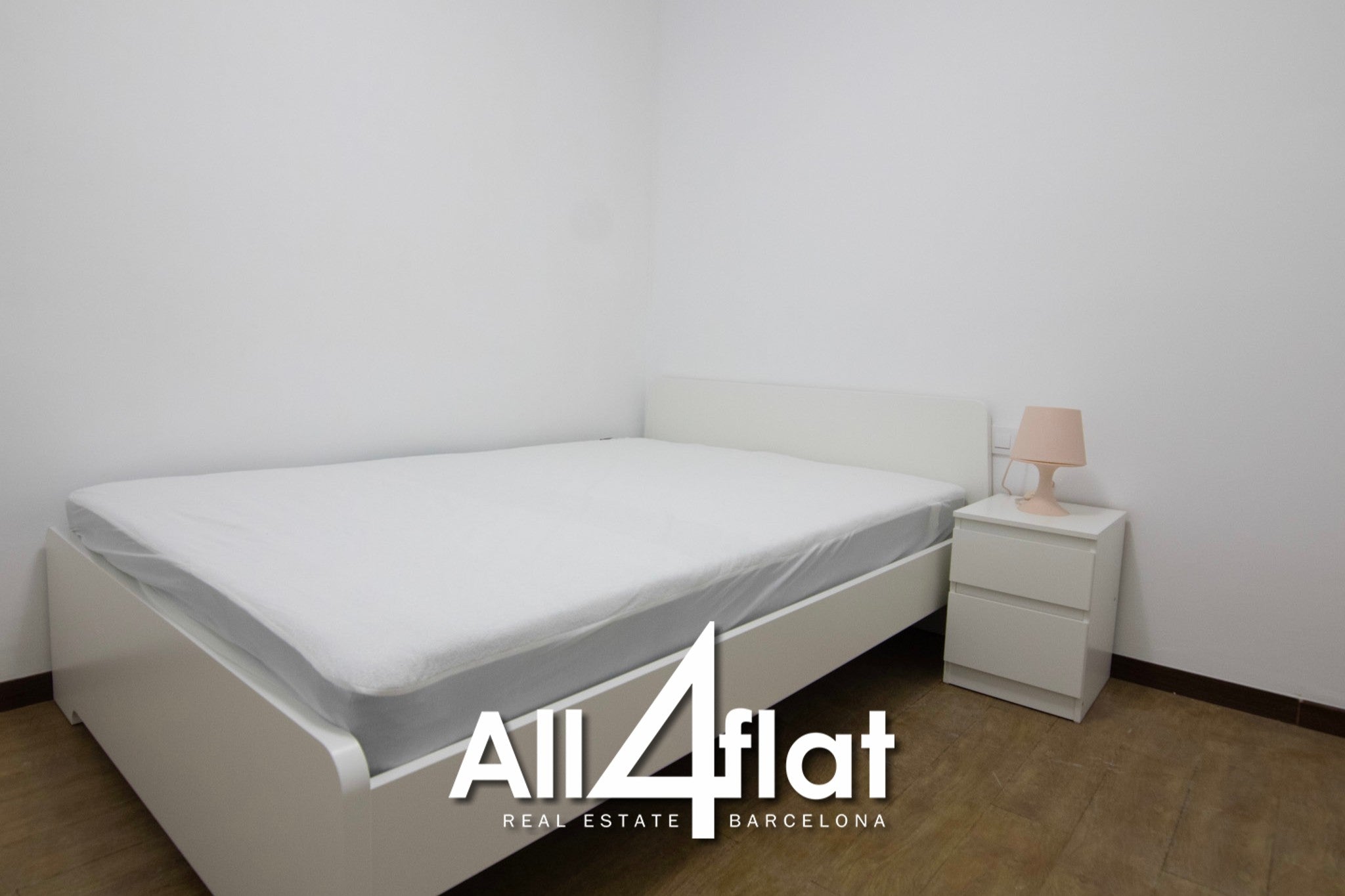 C/ Gran Vía Les Corts Catalanes - Réf: 002909