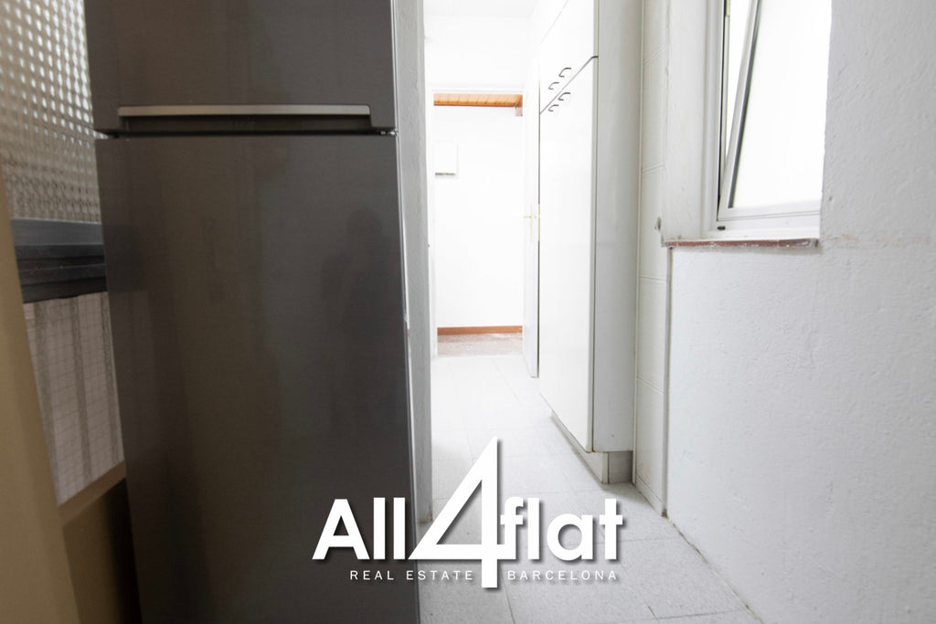 C/ Gran Vía Les Corts Catalanes - Réf: 002909