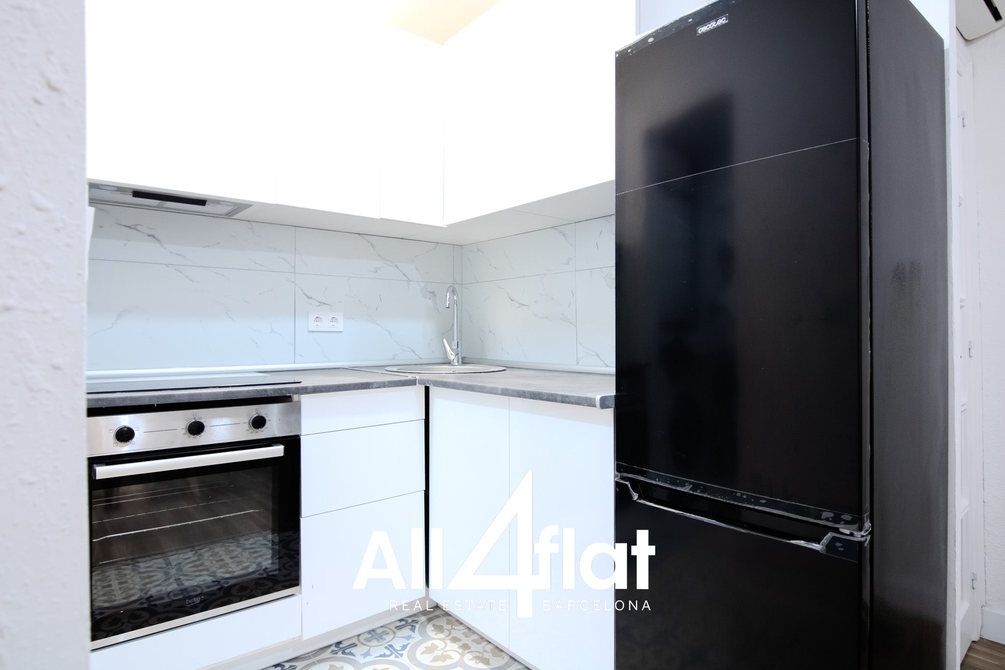 Severo Ochoa St. - Ref: 003456B