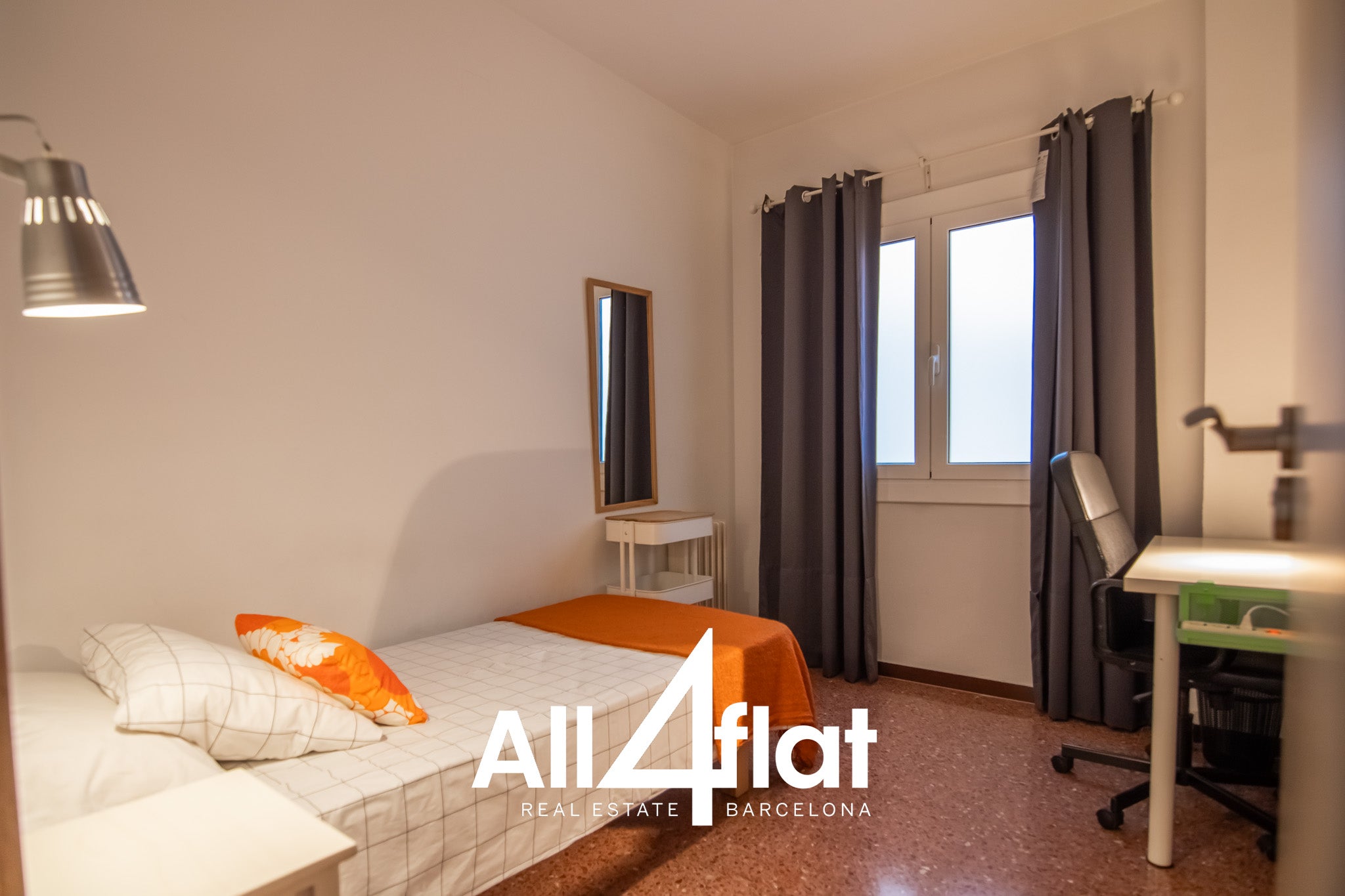Paseo Zona Franca St. - Ref: 003683