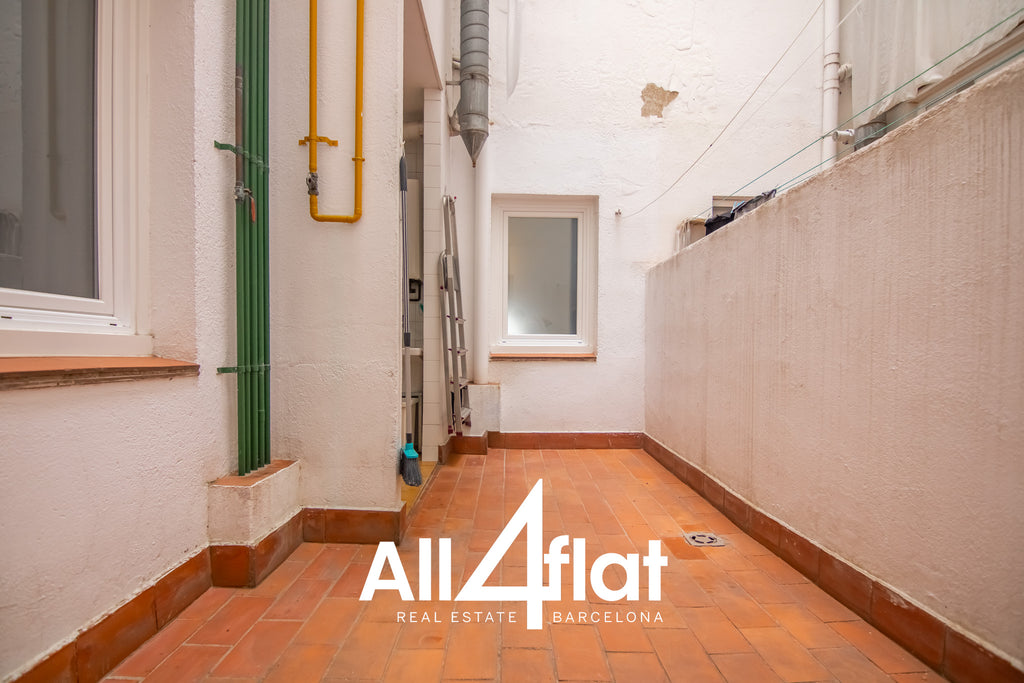 Paseo Zona Franca St. - Ref: 003683