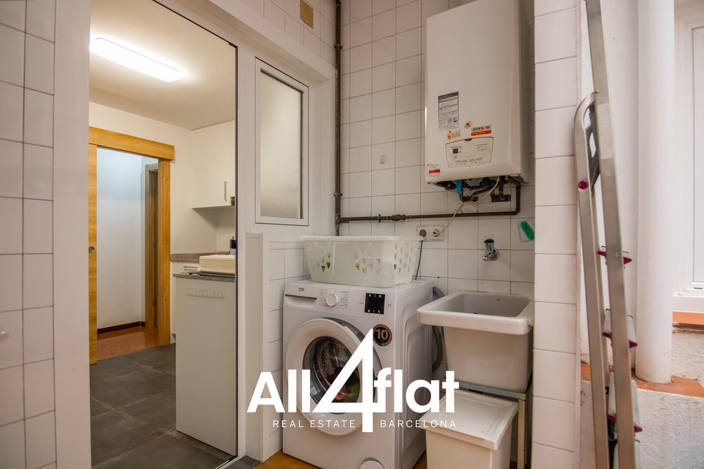 Paseo Zona Franca St. - Ref: 003683