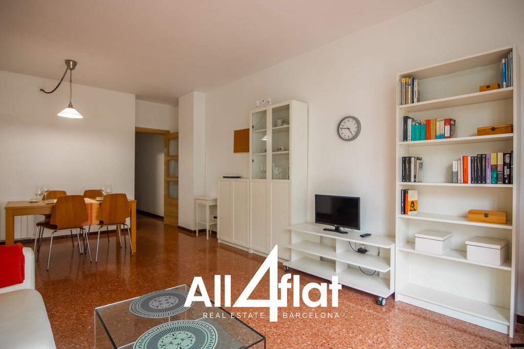 Paseo Zona Franca St. - Ref: 003683
