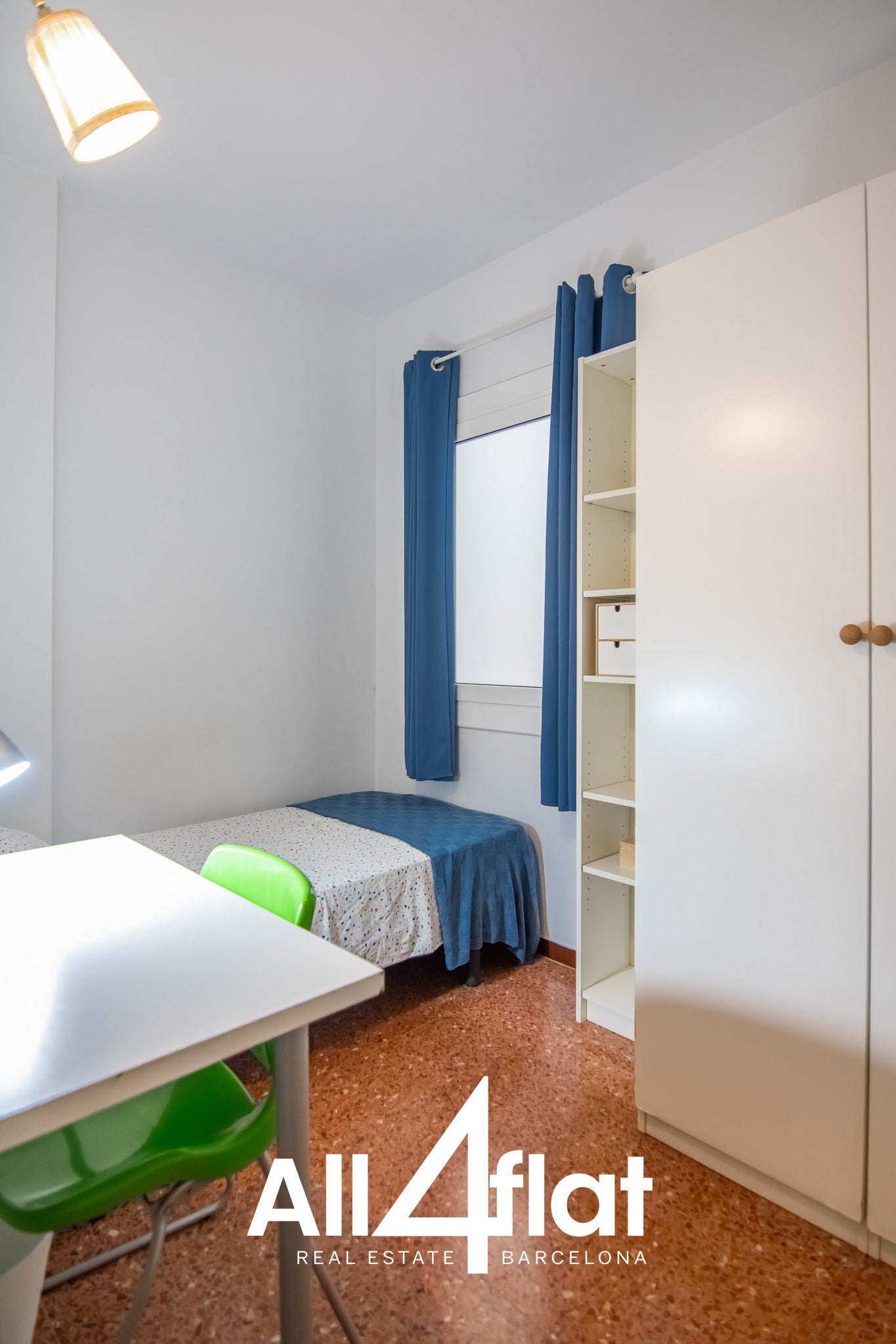 Paseo Zona Franca St. - Ref: 003683