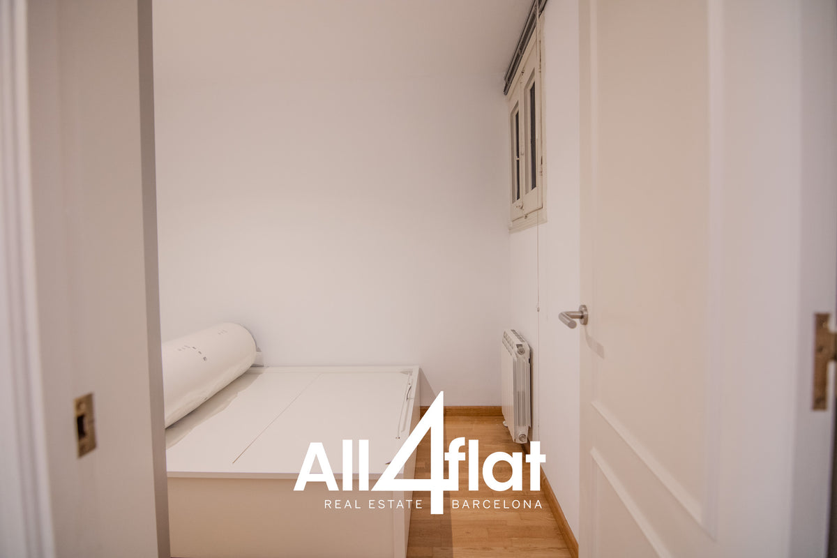 Rnda Universitat - Ref: 003527A