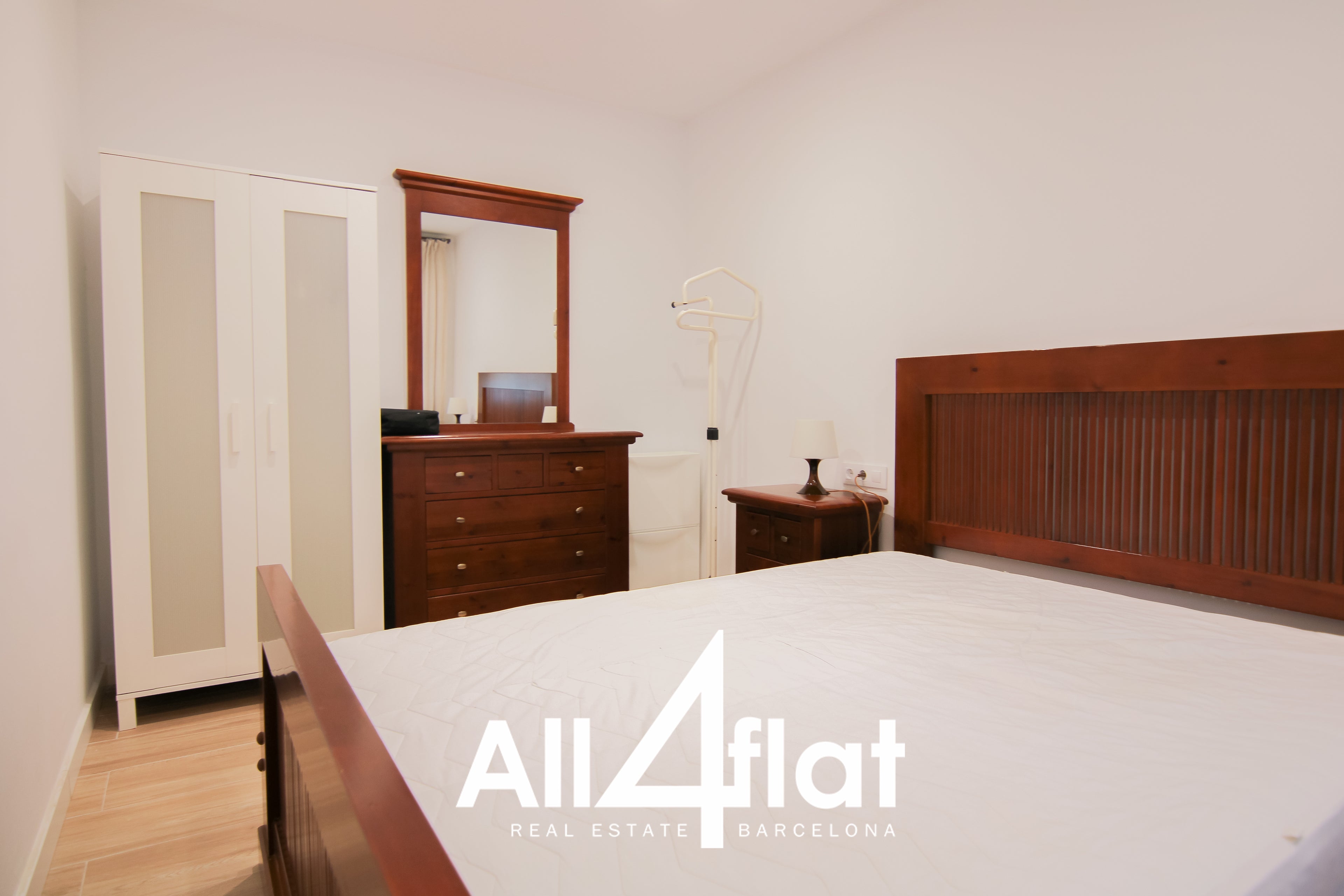 Paseo Pujades - Ref: 002279D