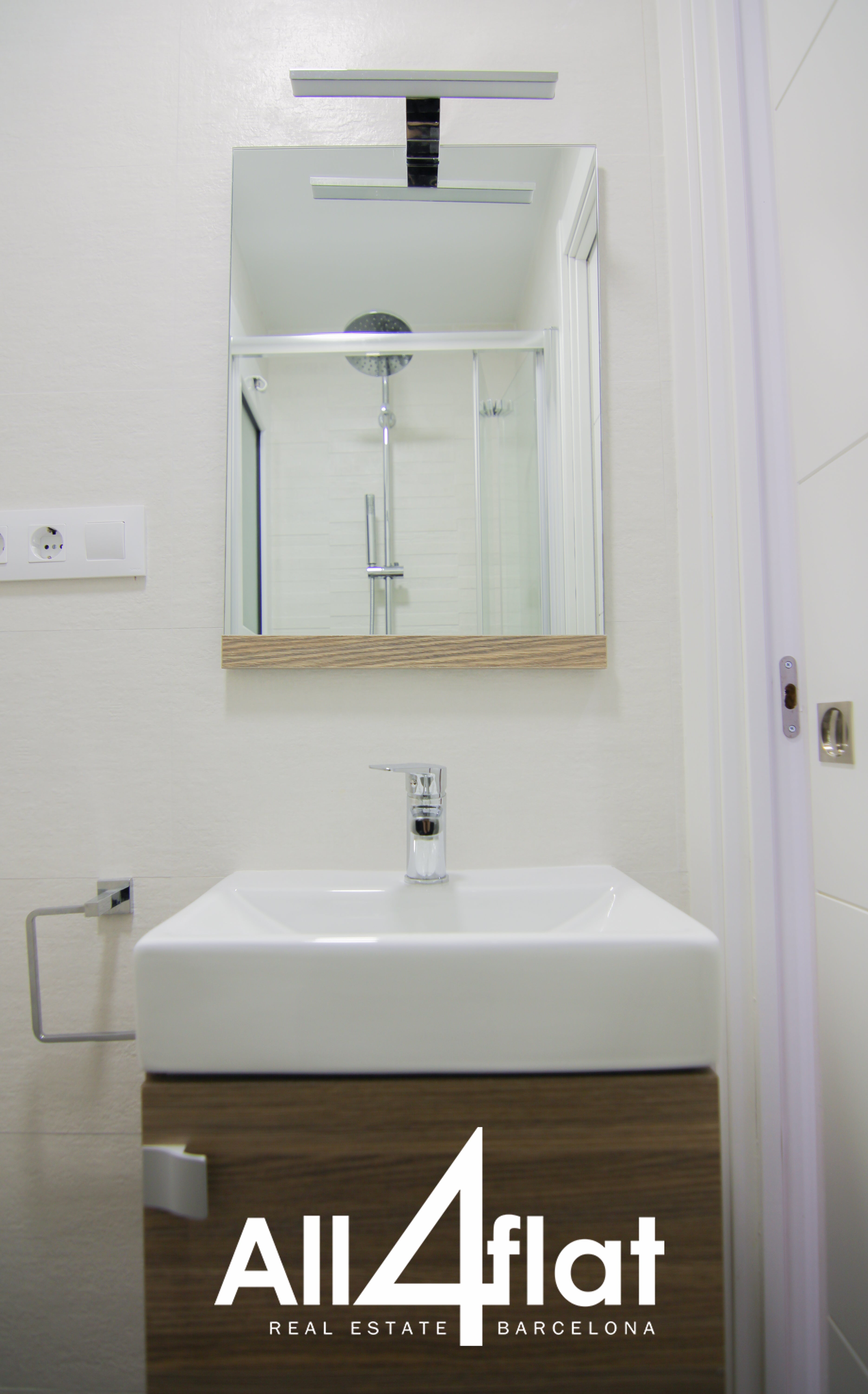Paseo Pujades - Ref: 002279D