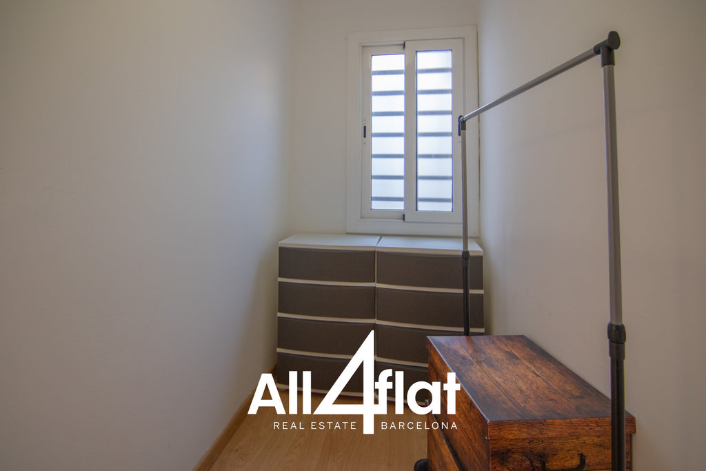C/ Carretera de Sants -  Ref: 003576A