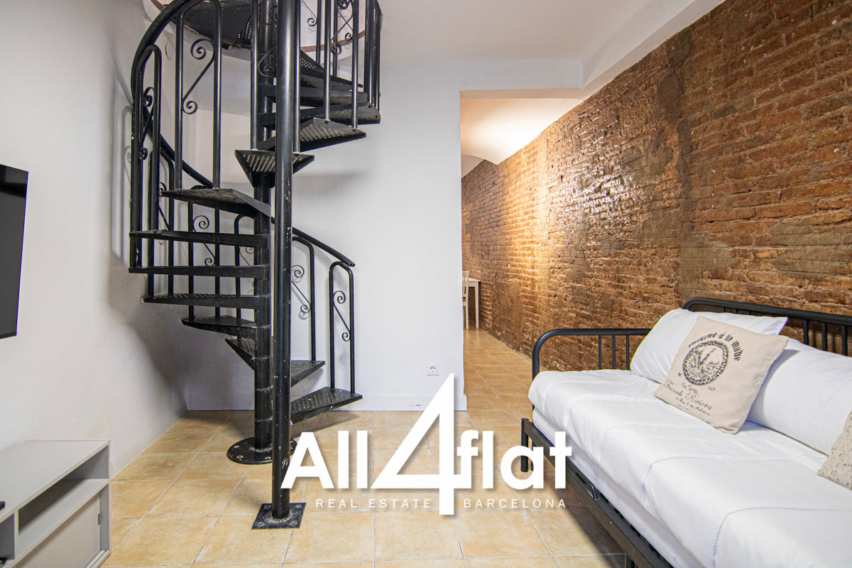 C/ Mila I Fontanals - Ref: 003636