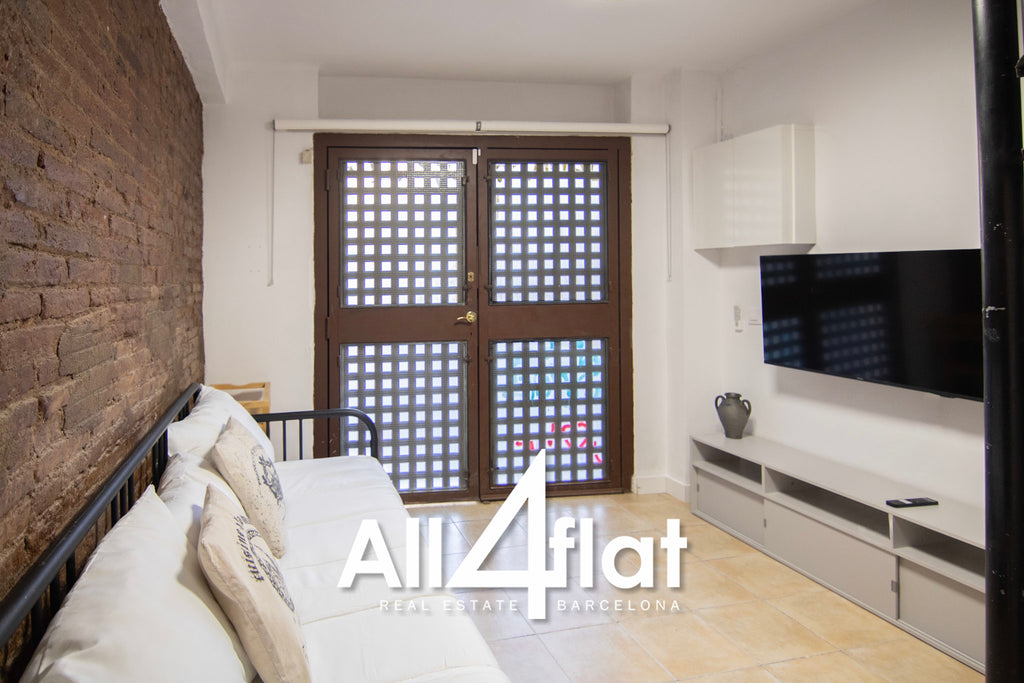 C/ Mila I Fontanals - Ref: 003636