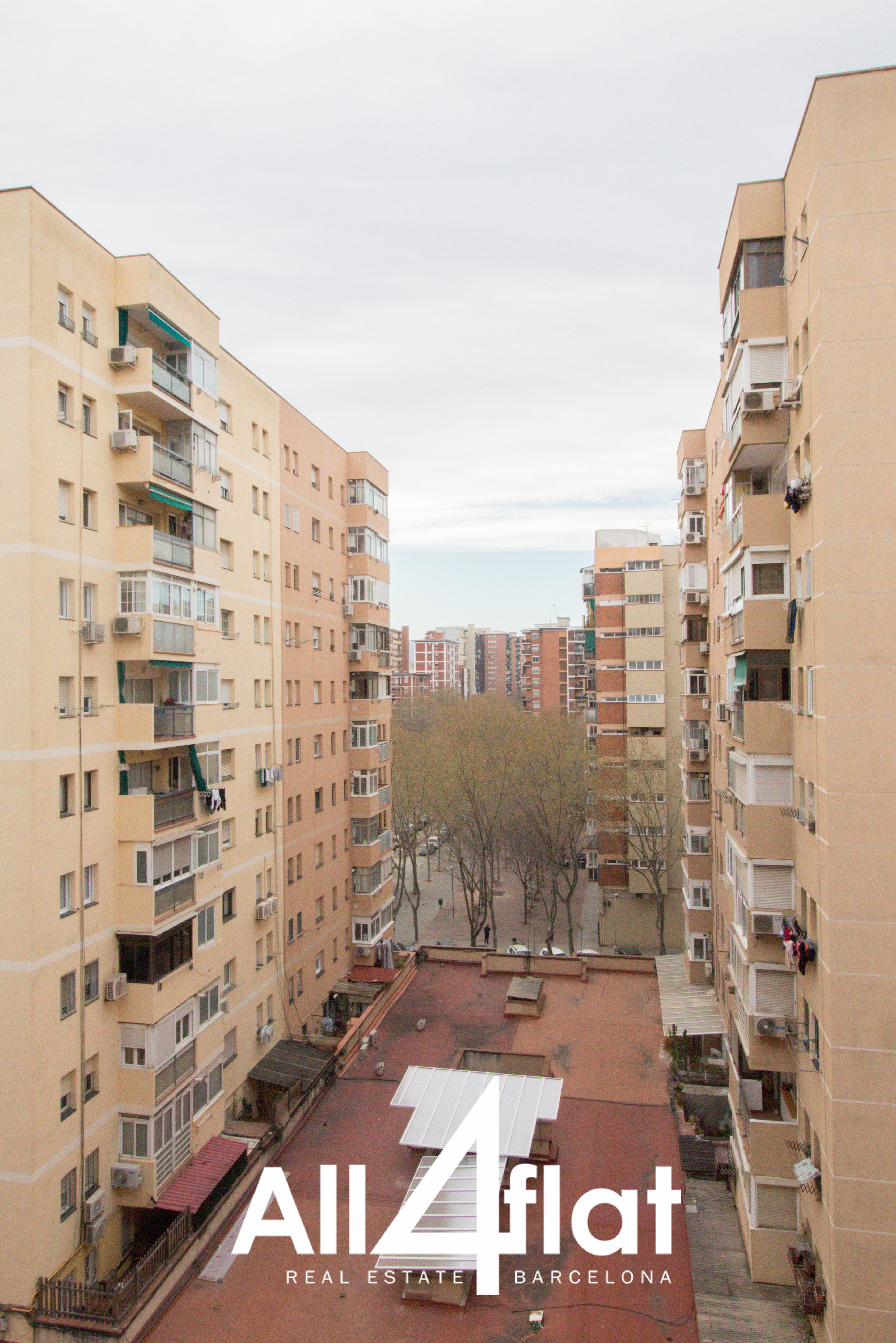C/ Gran vía les corts - Ref: 002852A