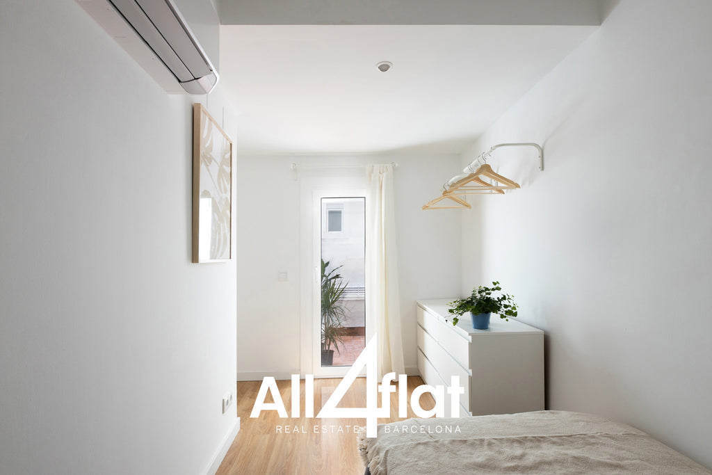 C/ Sant Antoni Abat - Ref: 001259D
