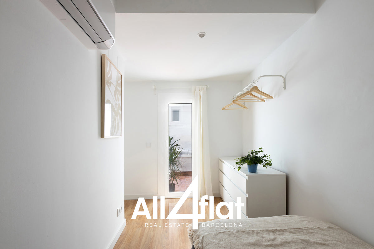 C/ Sant Antoni Abat - Ref: 001259D
