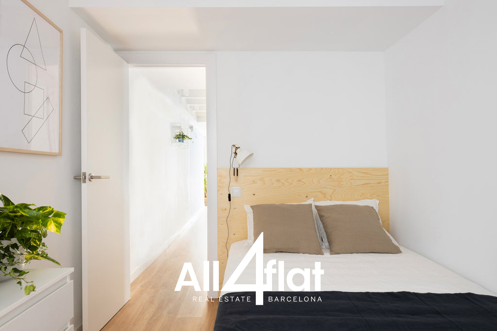 C/ Sant Antoni Abat - Ref: 001259D