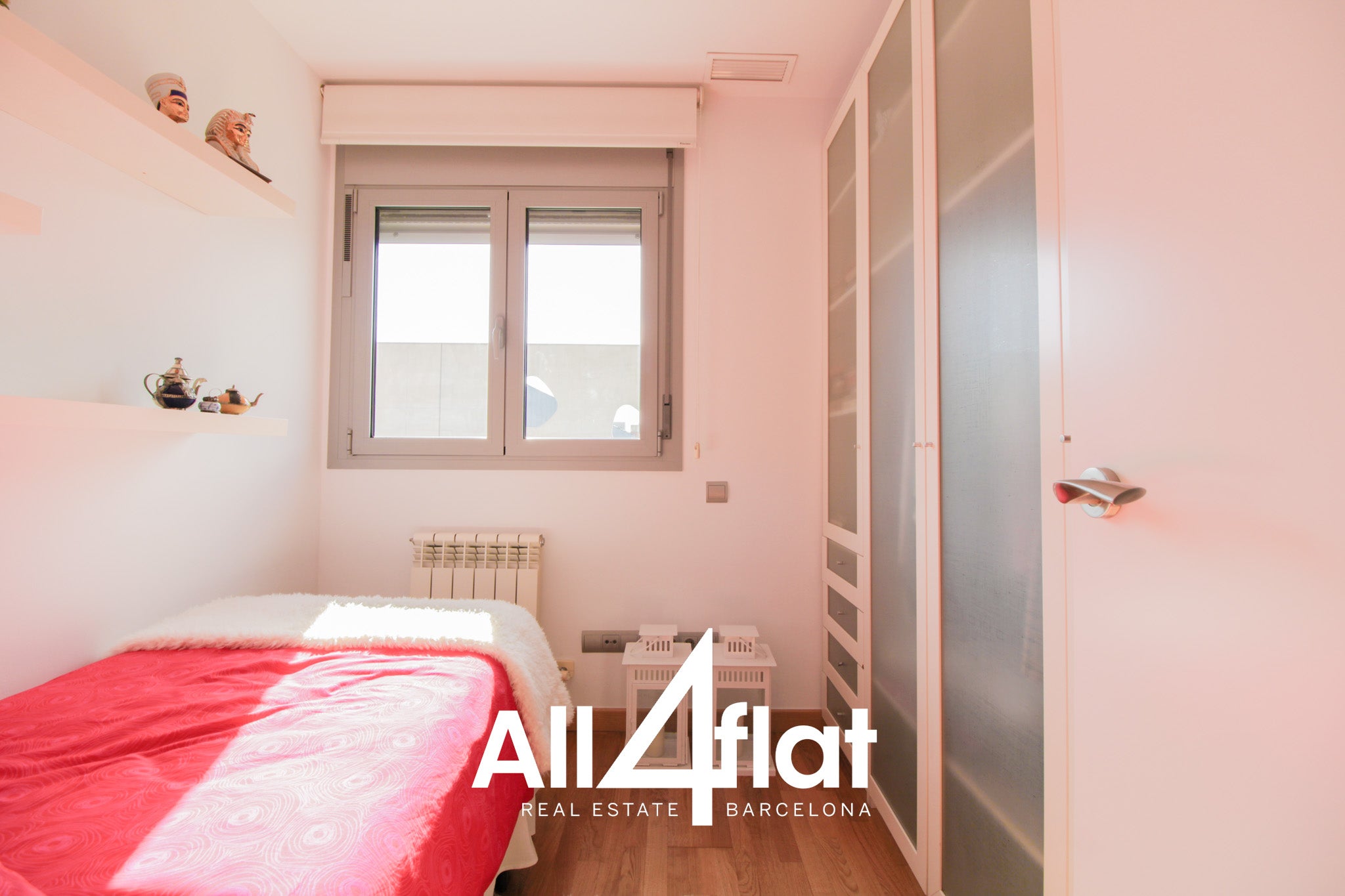 Mileva Maric St. - Ref: 002700A
