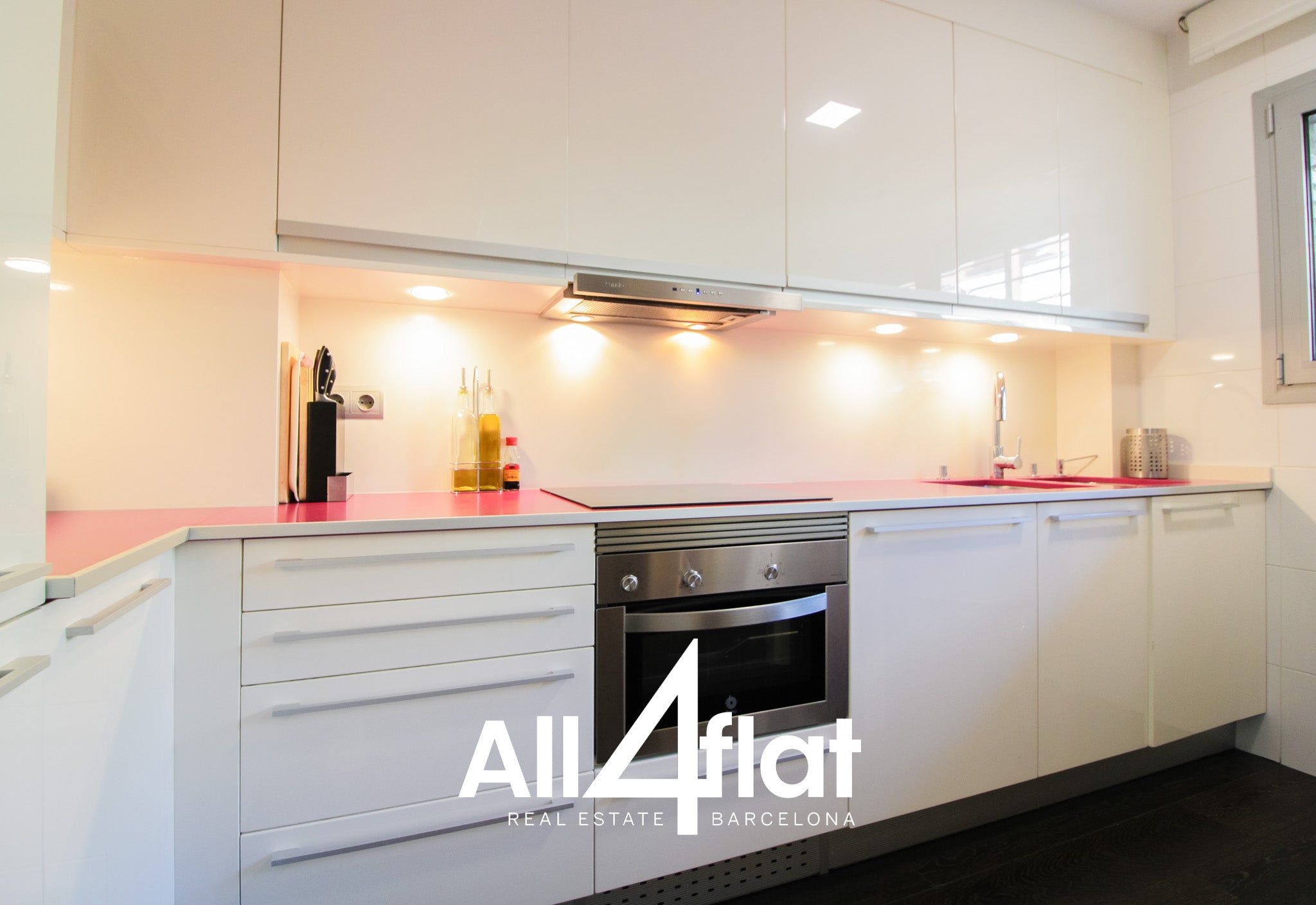 Mileva Maric St. - Ref: 002700A