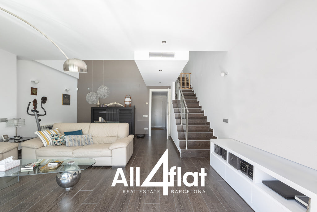 Mileva Maric St. - Ref: 002700A