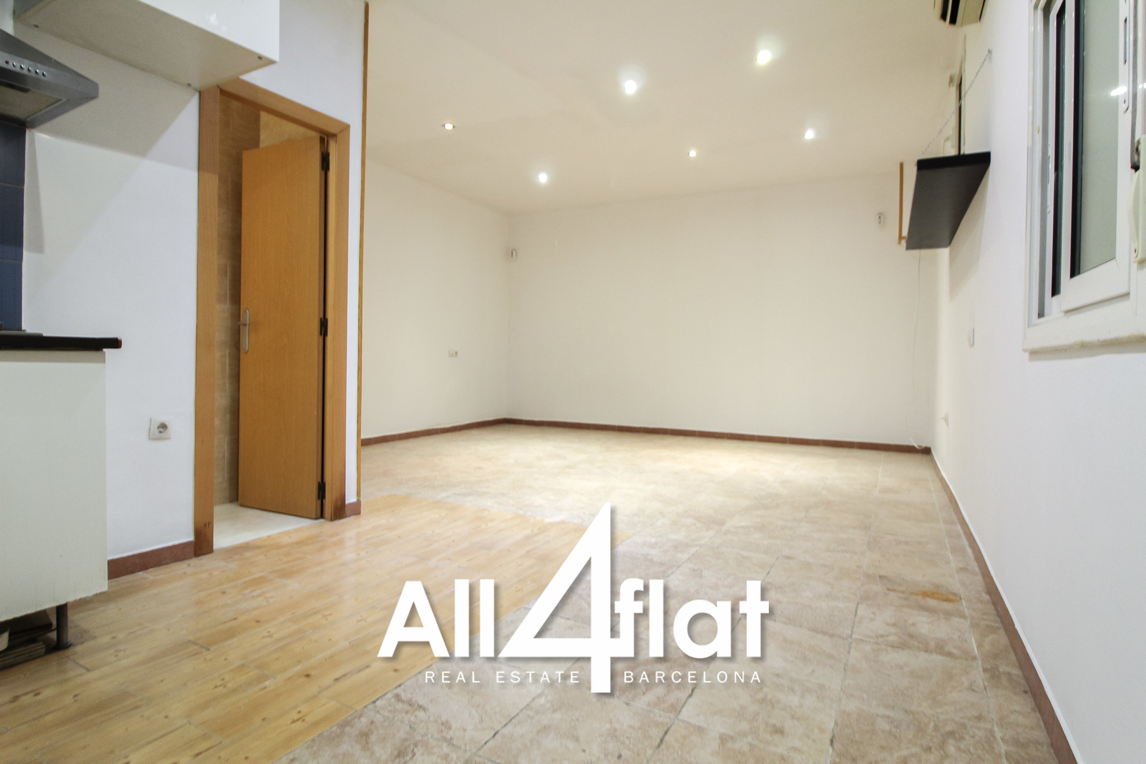 Rue Churruca - Réf. : 001838B 