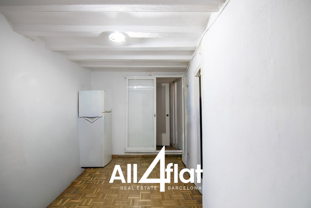 C/ Sant Antoni Abat - Ref: 003711