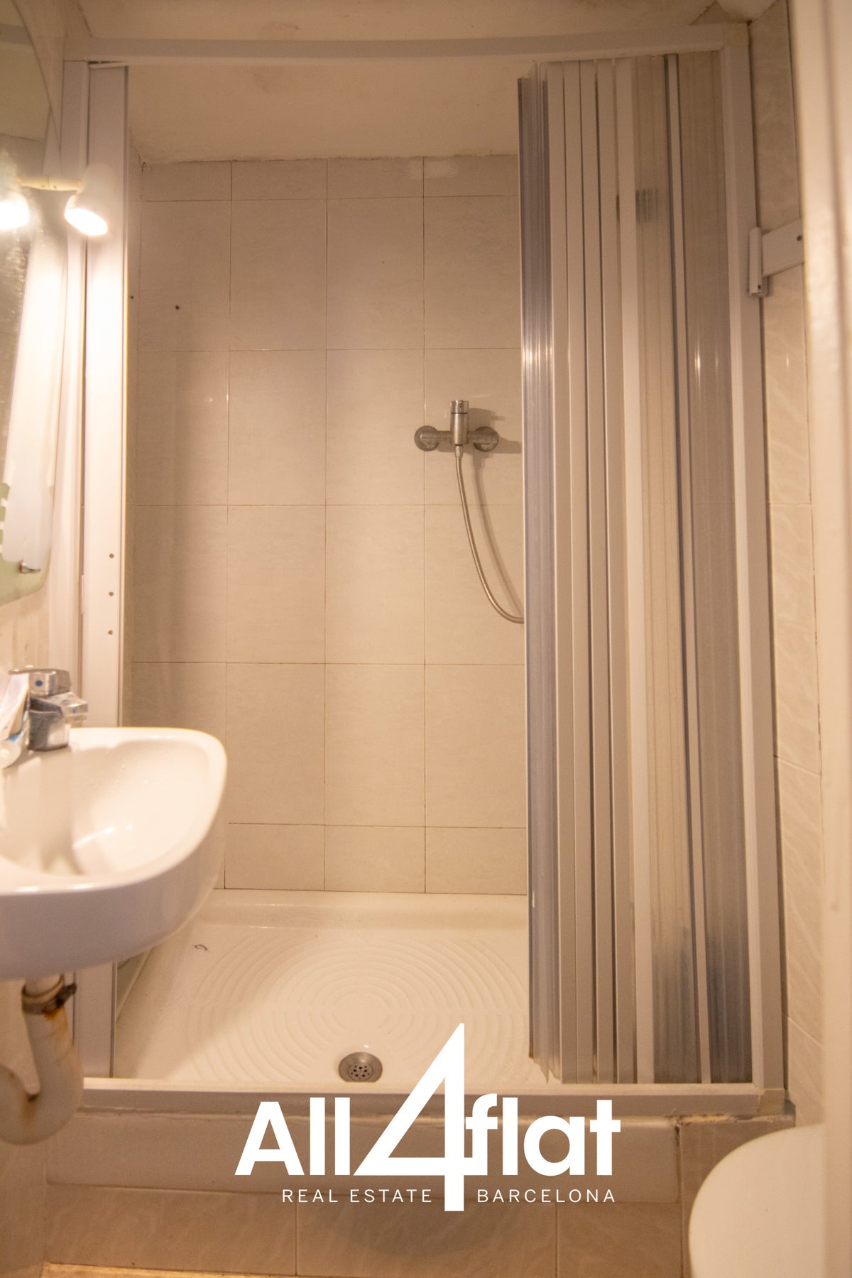 C/ Sant Antoni Abat - Ref: 003711