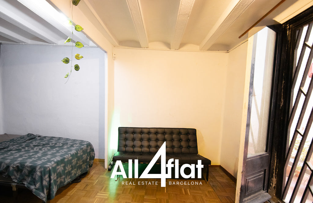 C/ Sant Antoni Abat - Ref: 003711