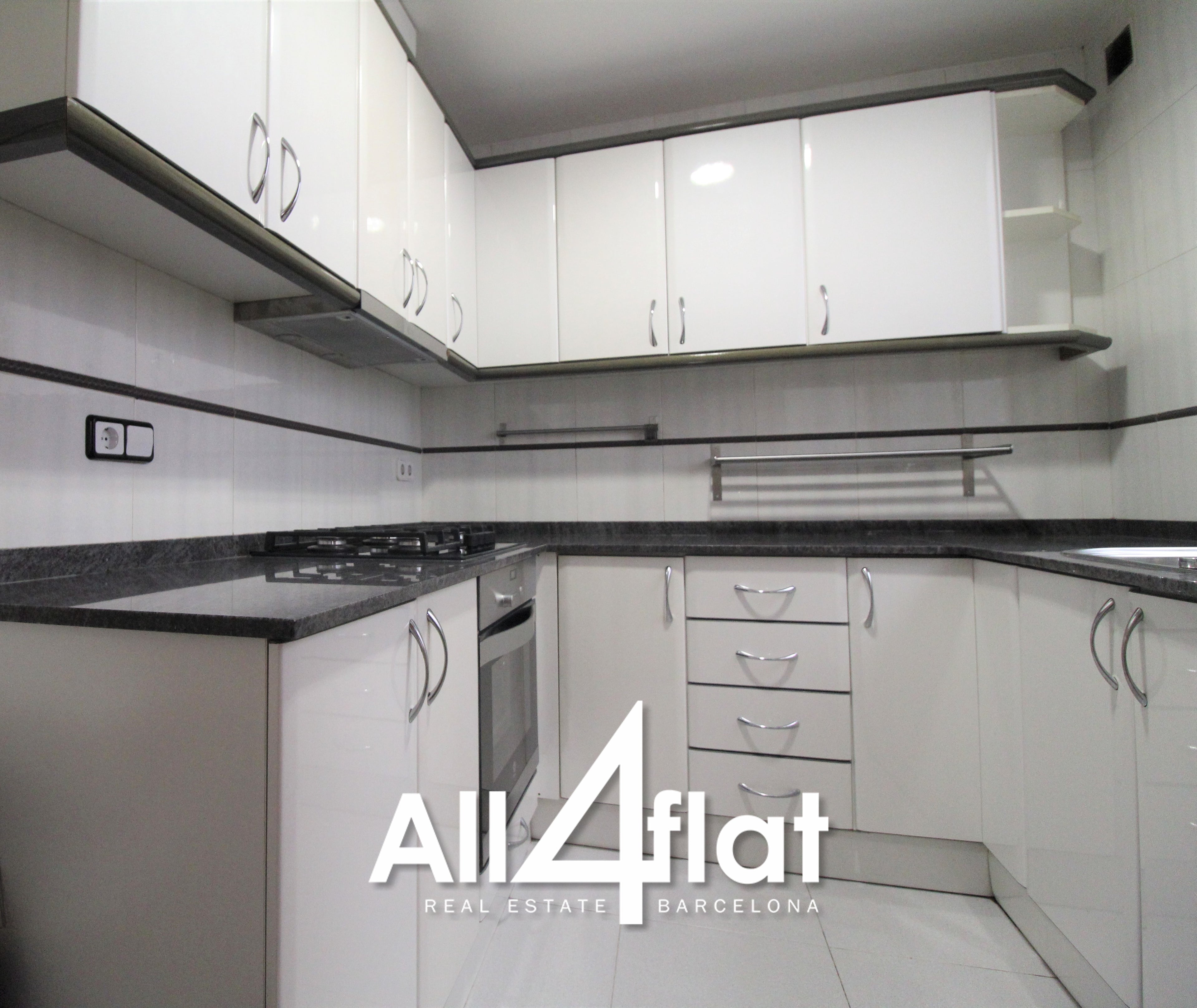 C/ Gran de Gracia - Ref: 000233B