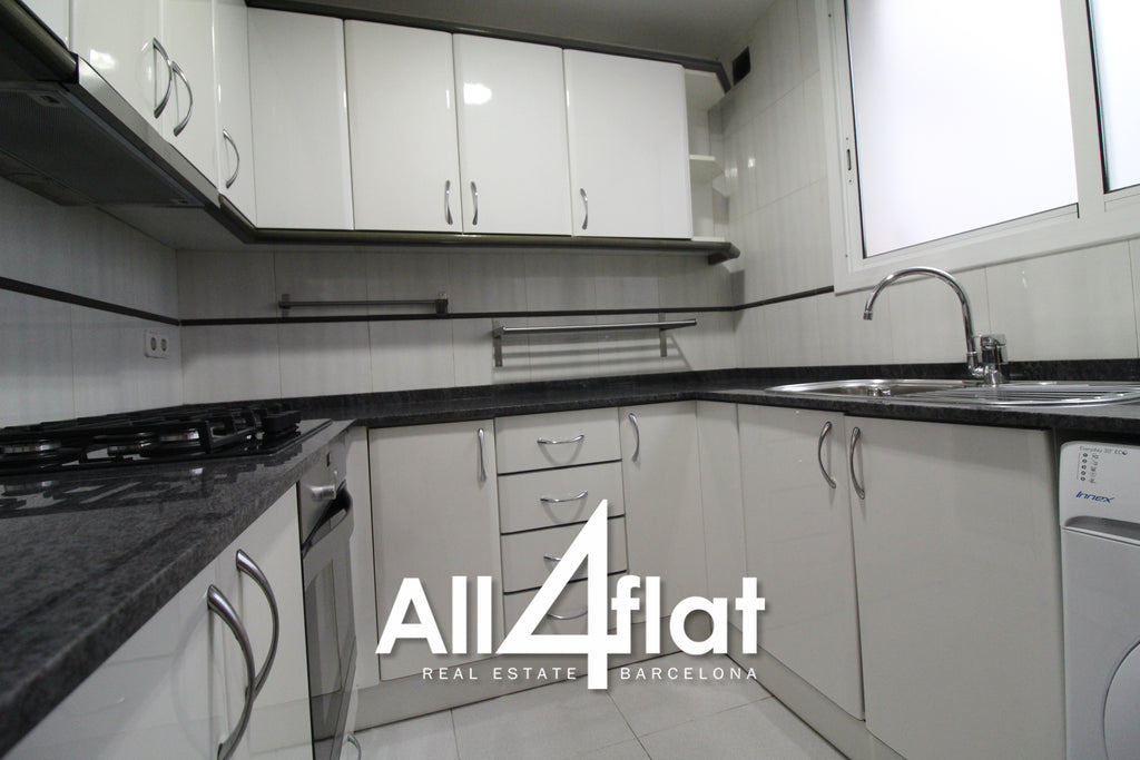 C/ Gran de Gracia - Ref: 000233B