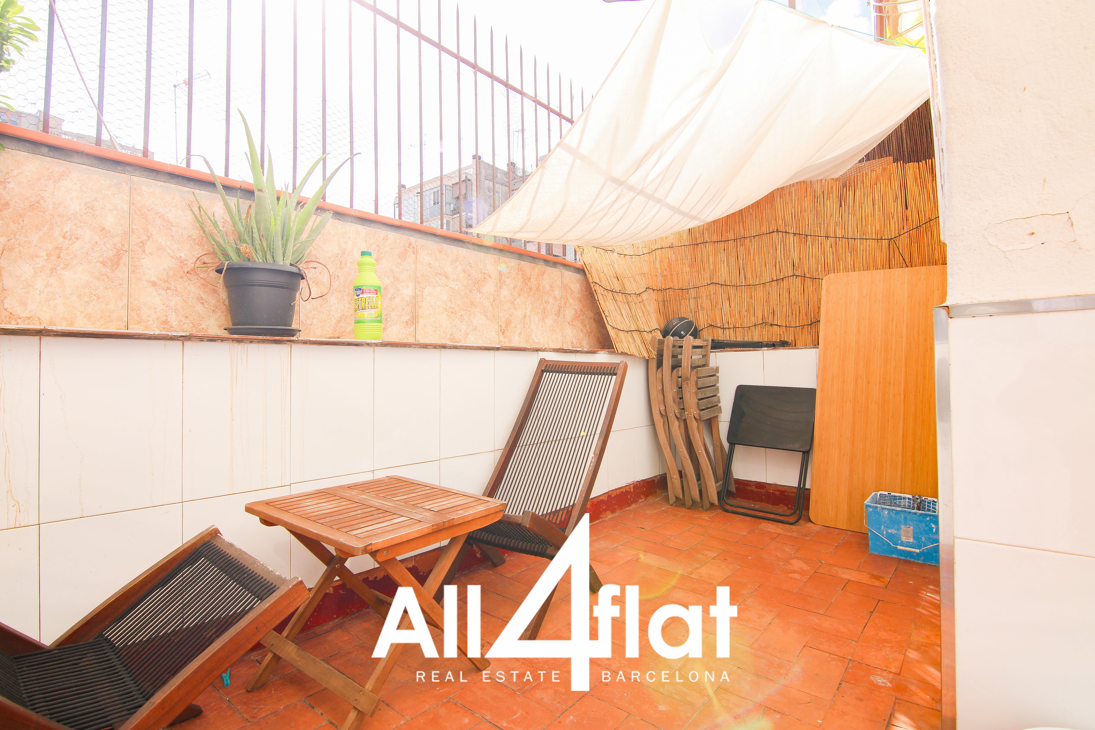 C/ Blai - Réf. : 002185B 