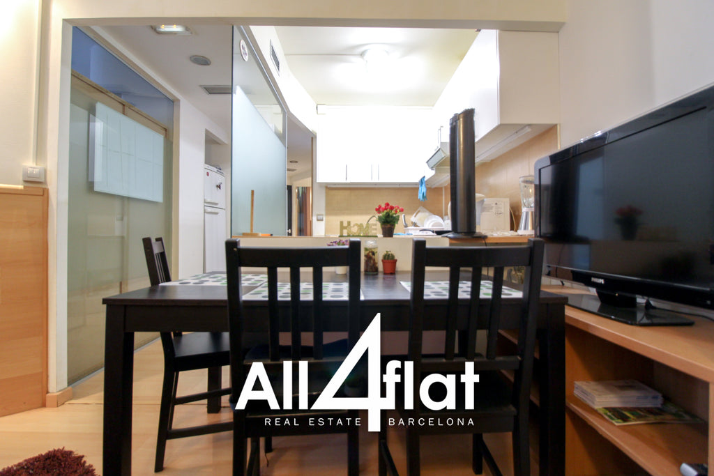 Rue de Berlin - Réf. : 001284E 