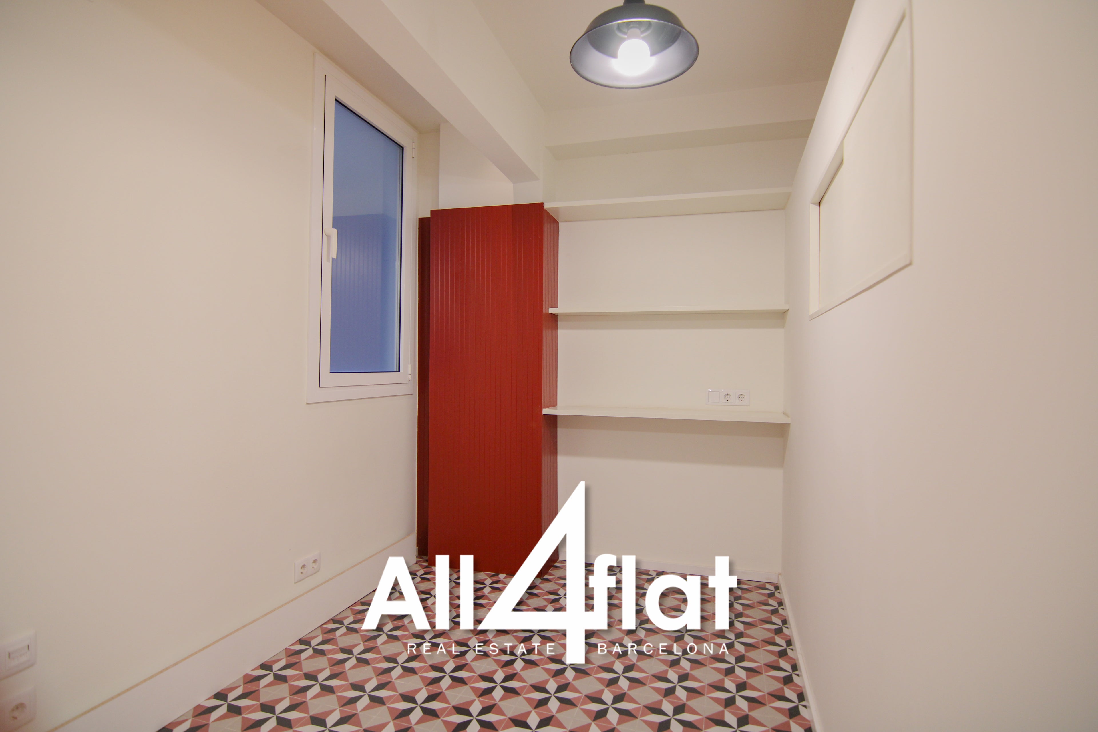 C/ Portal Nou - Ref: 002542C 