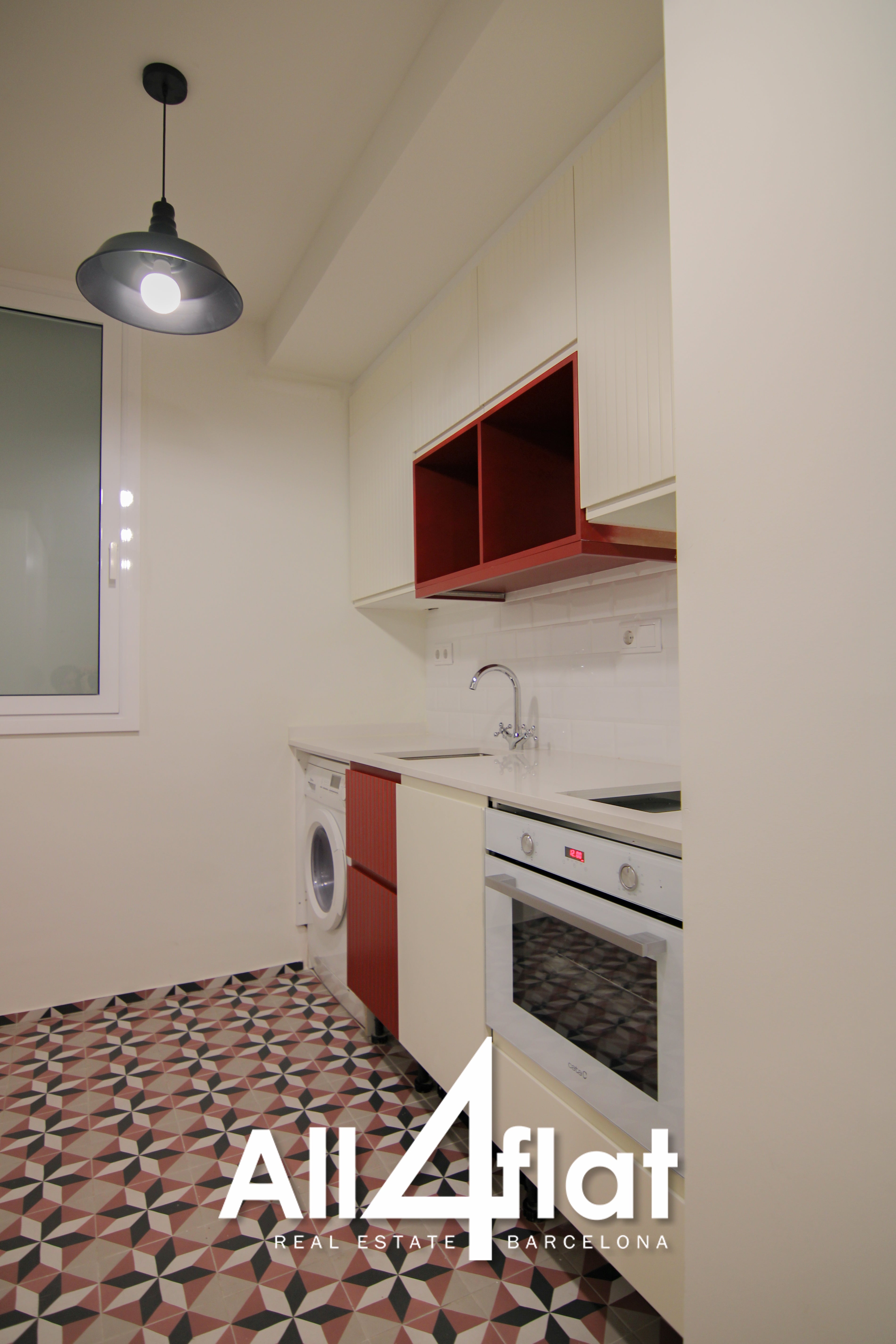 C/ Portal Nou - Ref: 002542C 